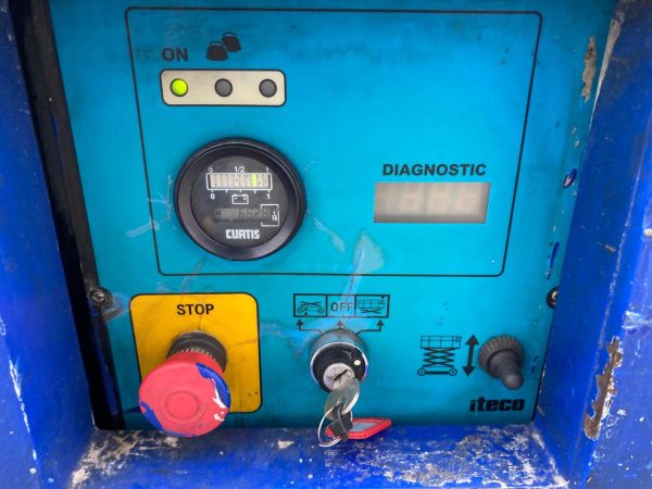 ITECO IT 12121 – elektromos ollós emelő (P2403) - Image 12
