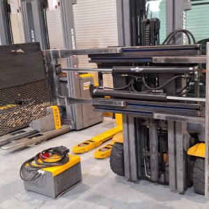 CASCADE 28G-MCB-2A-75691 - Nyitási tartomány: 571 mm – 1.965 mm | Villakocsi méret: ISO 2 / FEM 2 – kartonfogó adapter