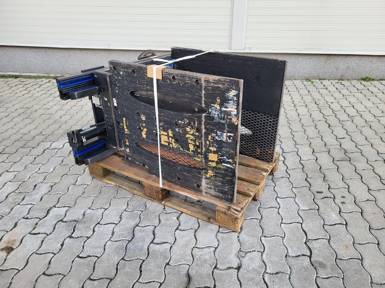 CASCADE 28G-MCB-2A-75691 - Nyitási tartomány: 571 mm – 1.965 mm | Villakocsi méret: ISO 2 / FEM 2 – kartonfogó adapter - Image 2