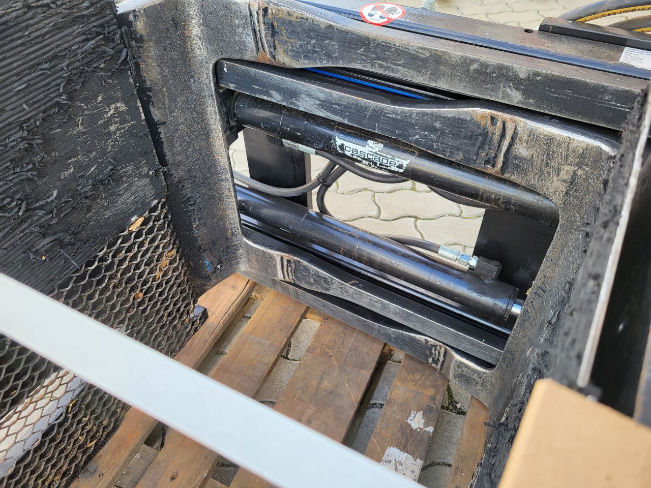 CASCADE 28G-MCB-2A-75691 - Nyitási tartomány: 571 mm – 1.965 mm | Villakocsi méret: ISO 2 / FEM 2 – kartonfogó adapter - Image 4