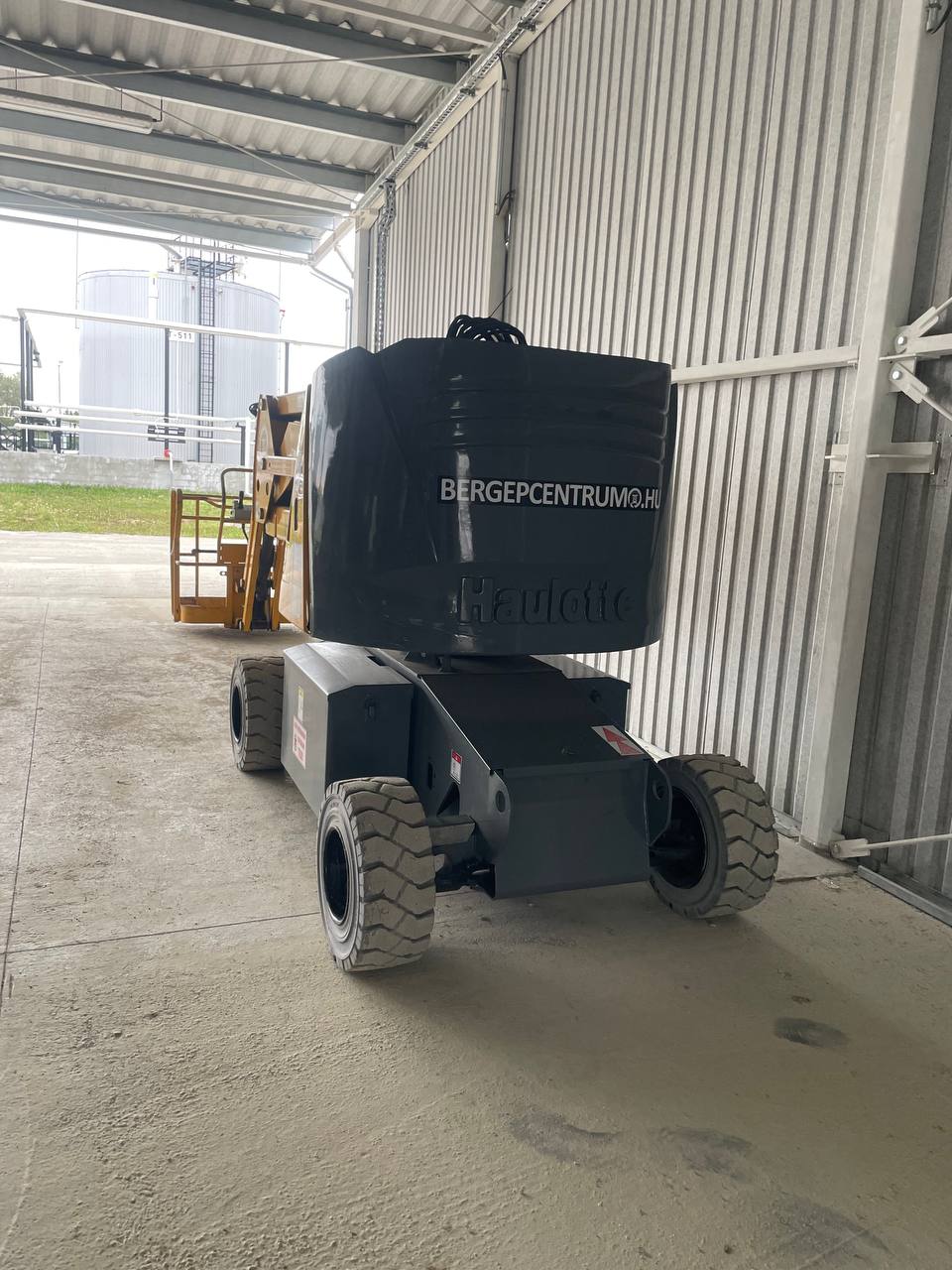 HAULOTTE HA15 IP – elektromos kosaras emelő (P2425) - Image 6