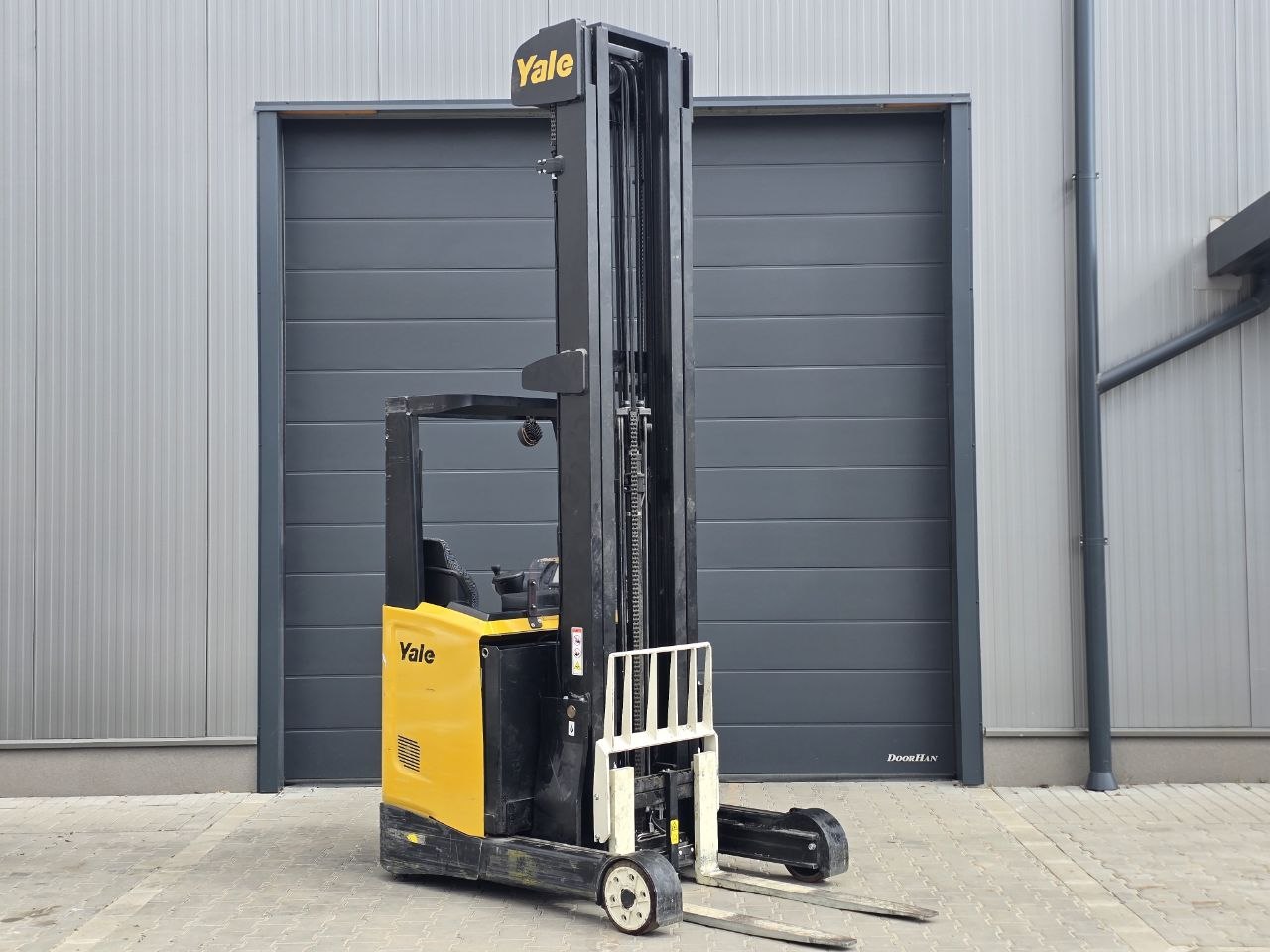 YALE MR14 (D849T05385T)