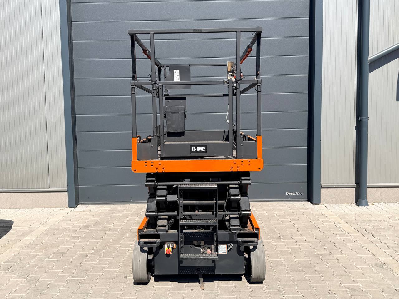 SkyJack SJ III 4626 - 10 m munkamagasságú elektromos ollós emelő - Image 5